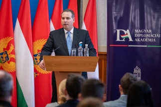 Montenegró külügyminisztere érkezett a Magyar Diplomáciai Akadémiára