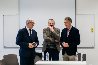 Közép-Európa jövője és a V4-ek – Sikeresen lezajlott a legutóbbi Külügyi Klub!